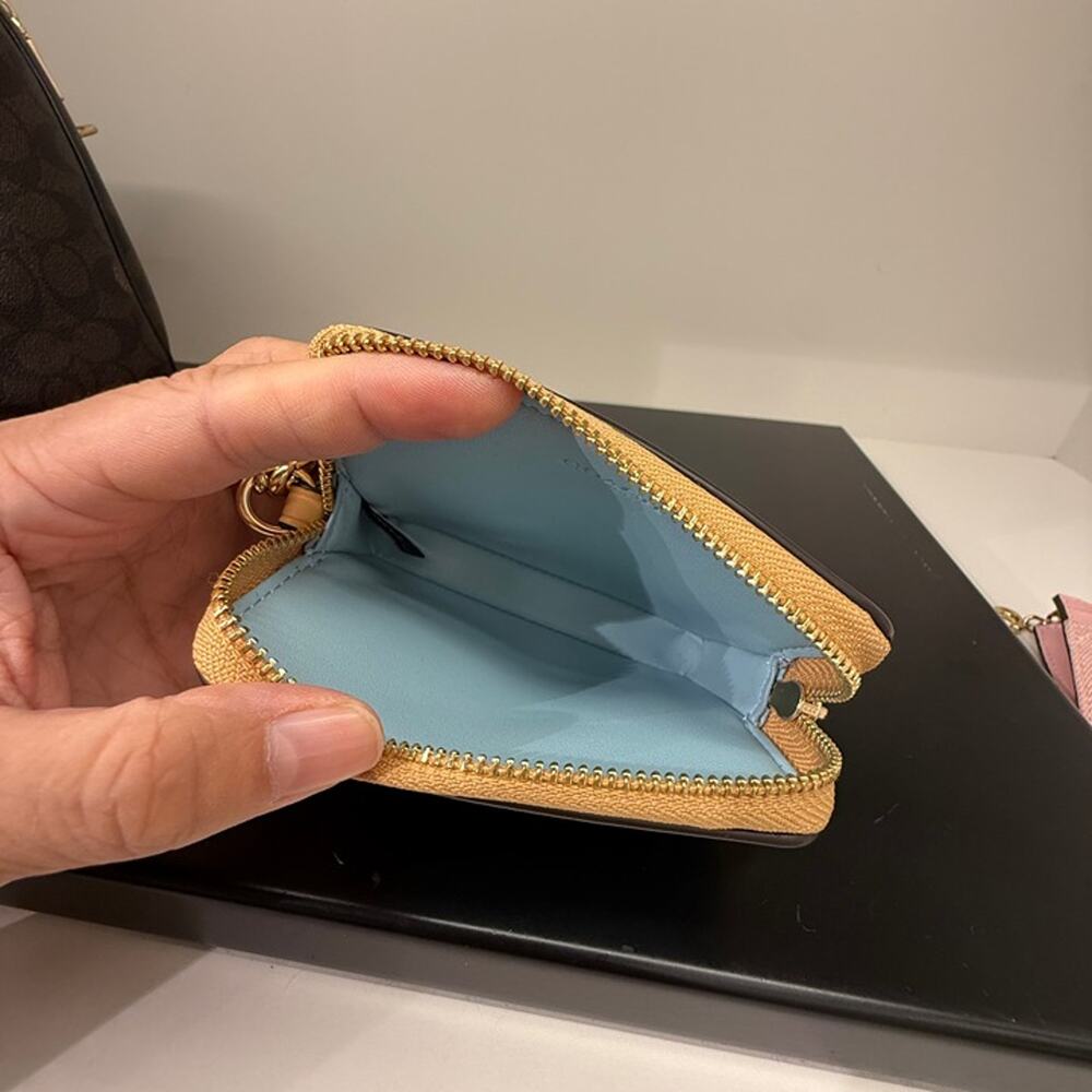 Coach Zip Card Case In Signature Leather With Charm CFA36 Gold/Light Blue - Picture 4 of 7